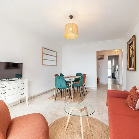Large 2 Bdr Close To The Beach Balcony & Garage Nice Exterior foto